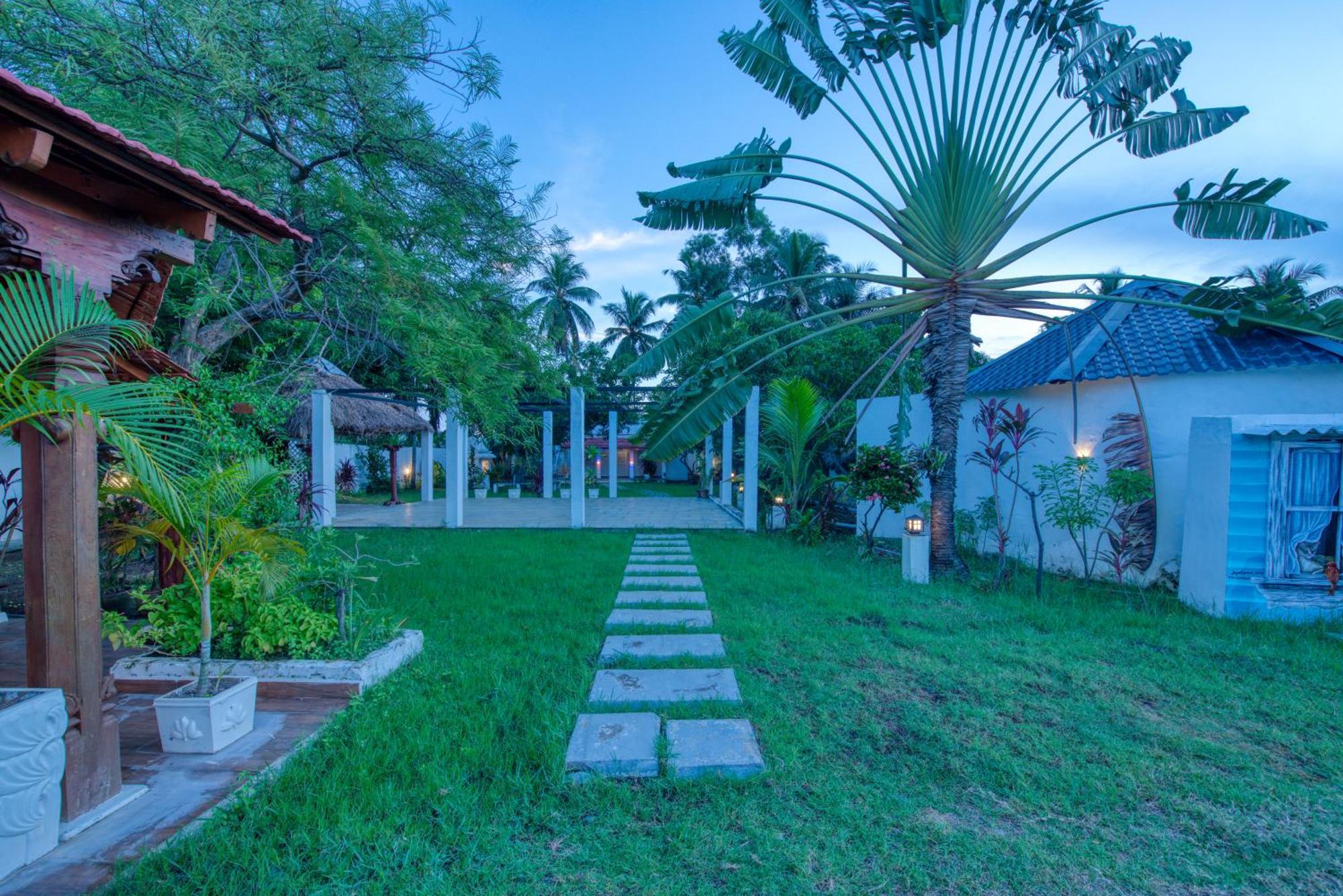 Le Epic Resort Virāmpattinam Dış mekan fotoğraf