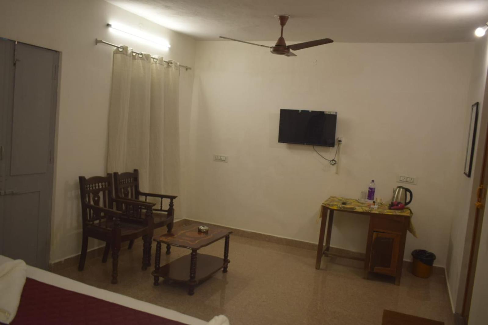 Le Epic Resort Virāmpattinam Dış mekan fotoğraf